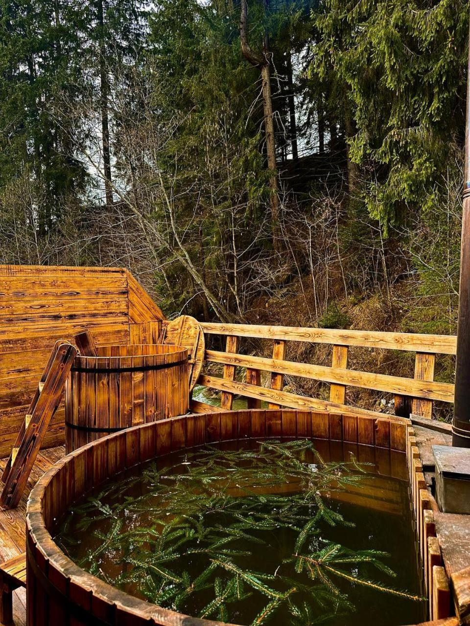 Hotel Naciku Spa Boekovel Buitenkant foto