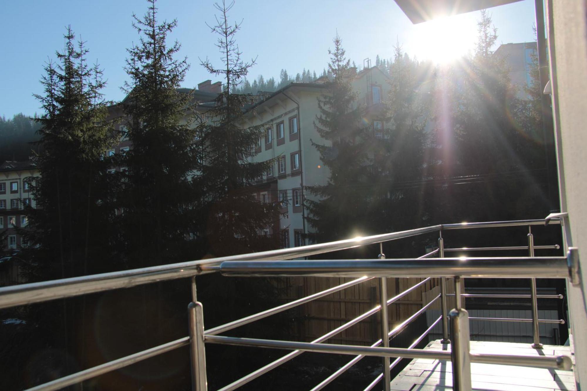 Hotel Naciku Spa Boekovel Buitenkant foto